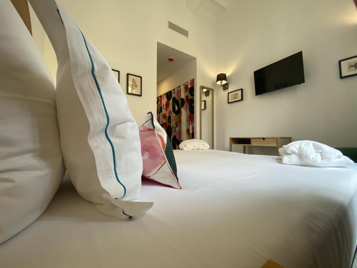 Hotel Maia シウタデリャ エクステリア 写真